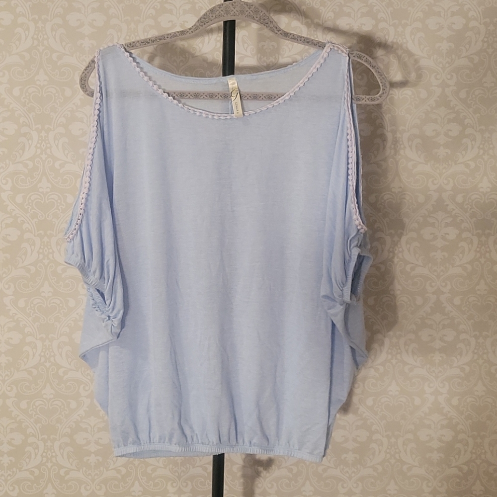 W's blouse